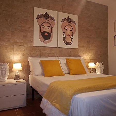 Zisa Home Ai Cantieri Culturali-Facile Posteggio In Strada No Ticket Palermo Bagian luar foto